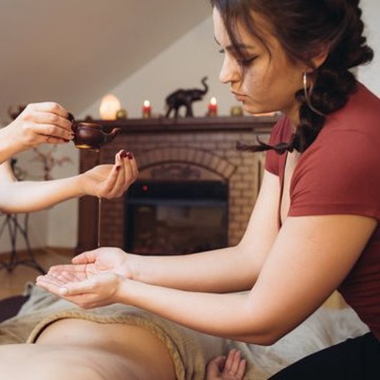 Four Hand Massage in Wakad Pune